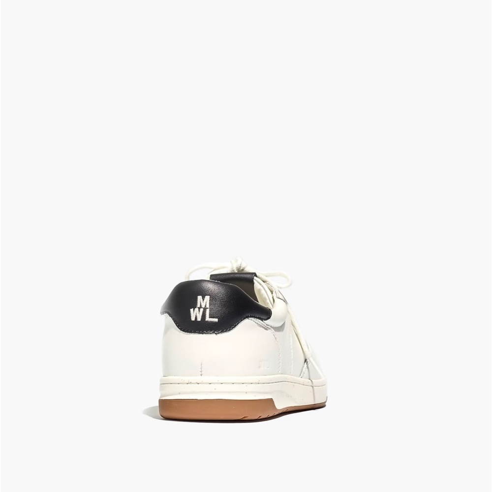 Preowned Court Sneakers in Leather
